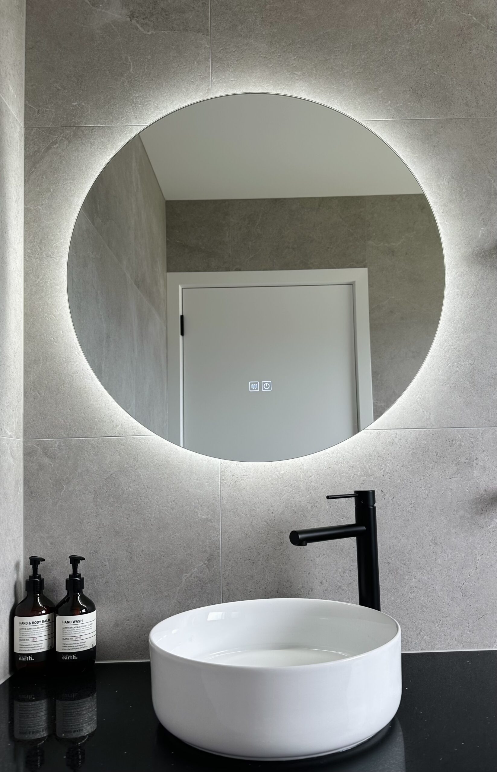 The Avero Residence Vanity