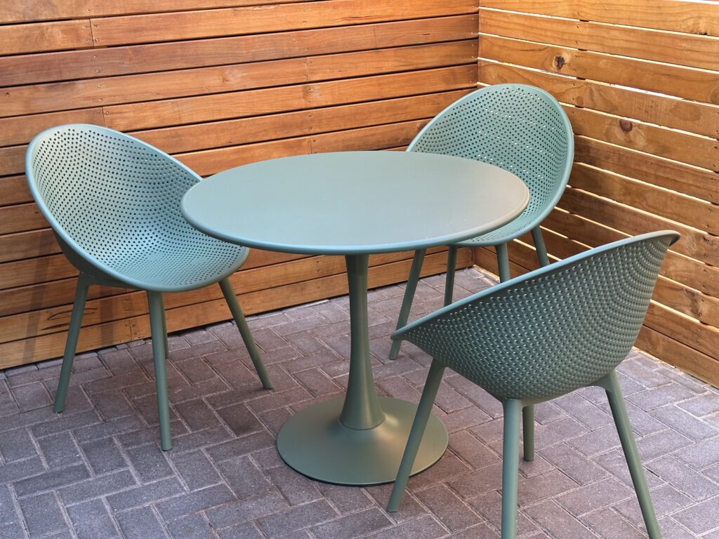 The Family Soak Suite Courtyard