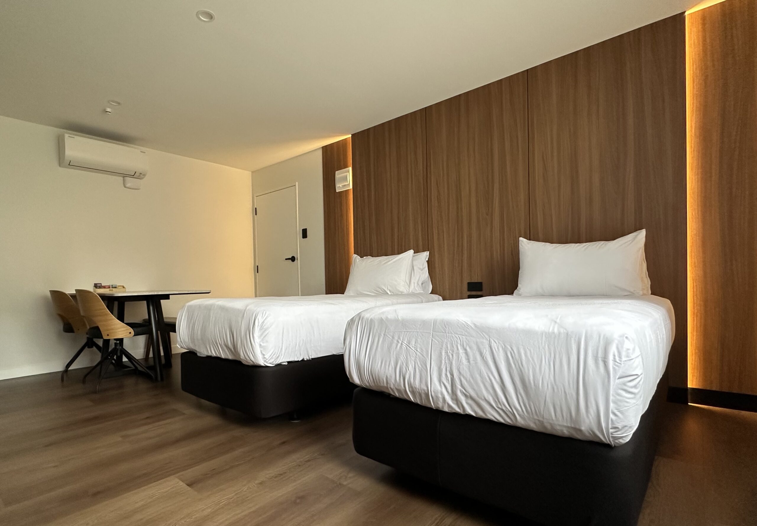 The Family Suite 12 Single