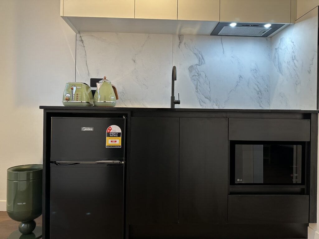 The King Soak Studio Kitchen 2