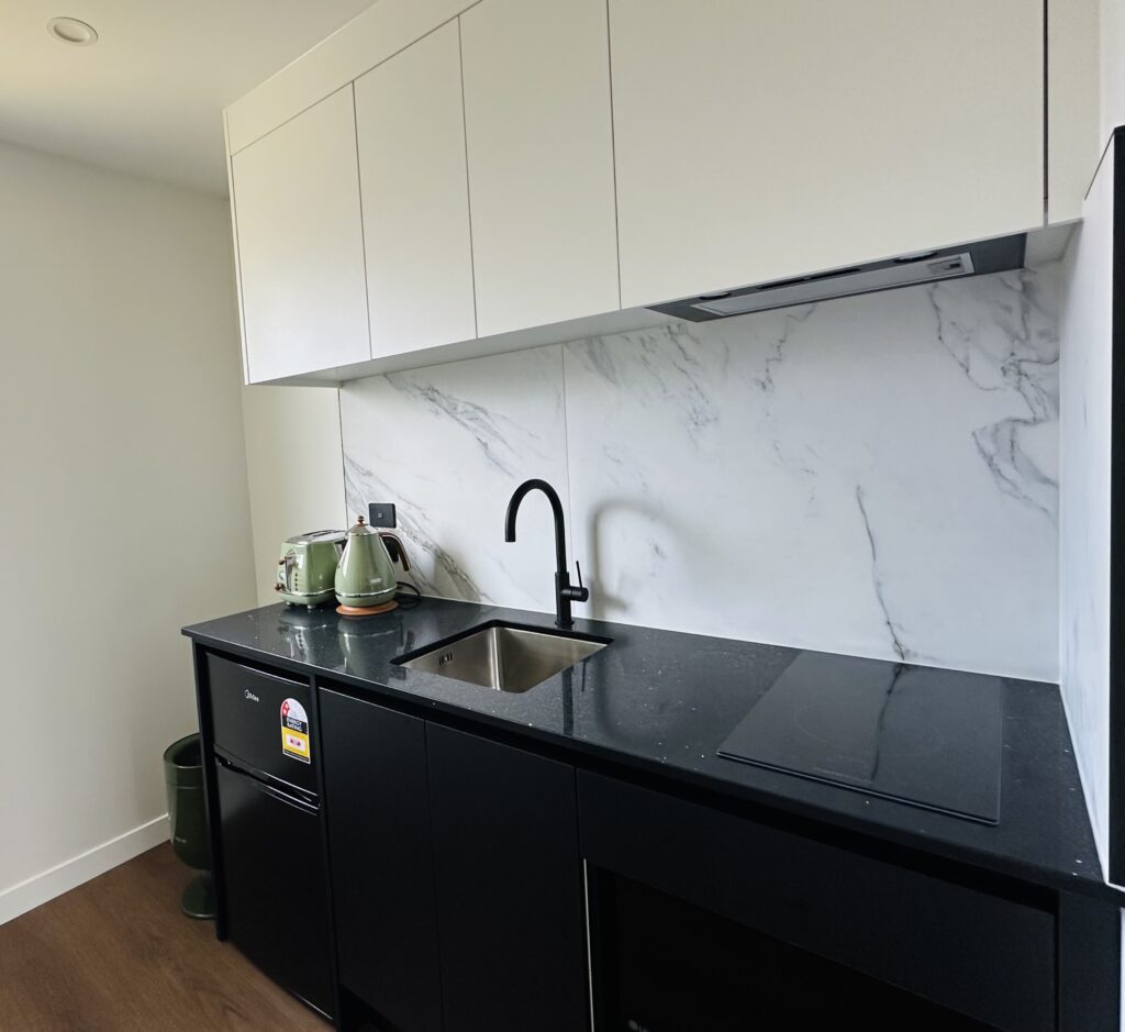 The King Soak Studio Kitchen 3