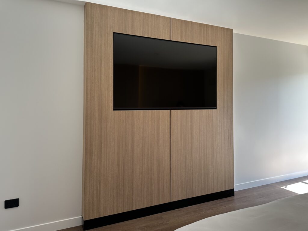 The King Soak Studio TV